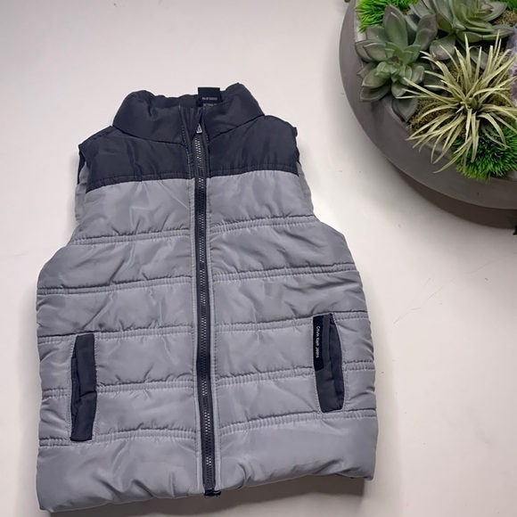 Calvin Klein Jeans Other - Calvin Klein jeans color block gray puffer vest 24 months baby unisex